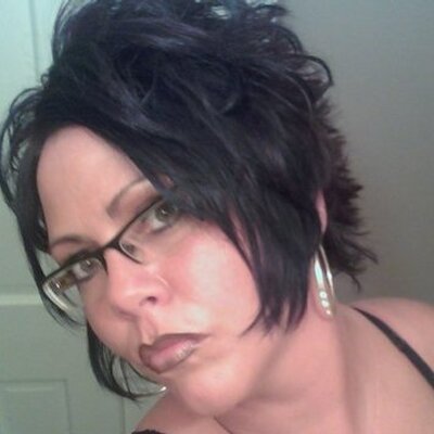 Profile Picture of Jodi Smyth Bell (@singlesupermom4) on Twitter