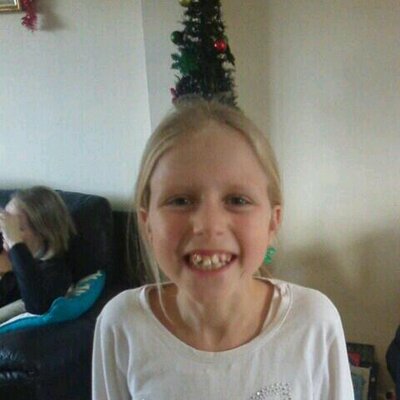 Profile Picture of Maddy Mountford (@27de2f2d7ed1419) on Twitter