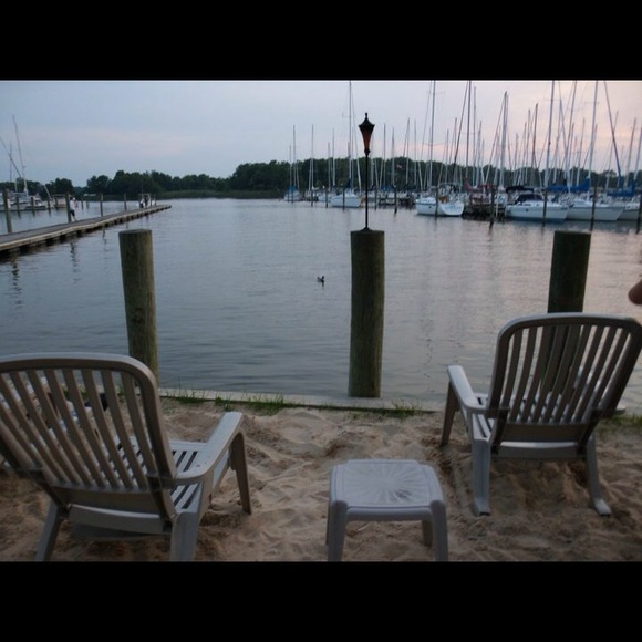 Tanya Schoenberger - Poshmark Profile Picture of Tanya Schoenberger (@tanya6771) on Poshmark