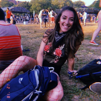 Profile Picture of  🌈 (@RaineWinnik) on Twitter