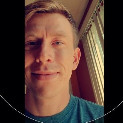 Profile Picture of Nick Fee (@nfee2733) on Twitter