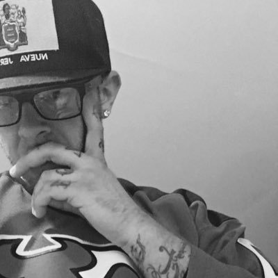 Mike Rozanski - Twitter Profile Picture of Mike Rozanski (@mike_rozanski92) on Twitter