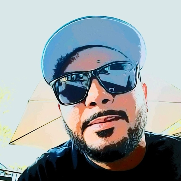 Profile Picture of Jimmy Lumpkins (@silversurfer44) on Poshmark
