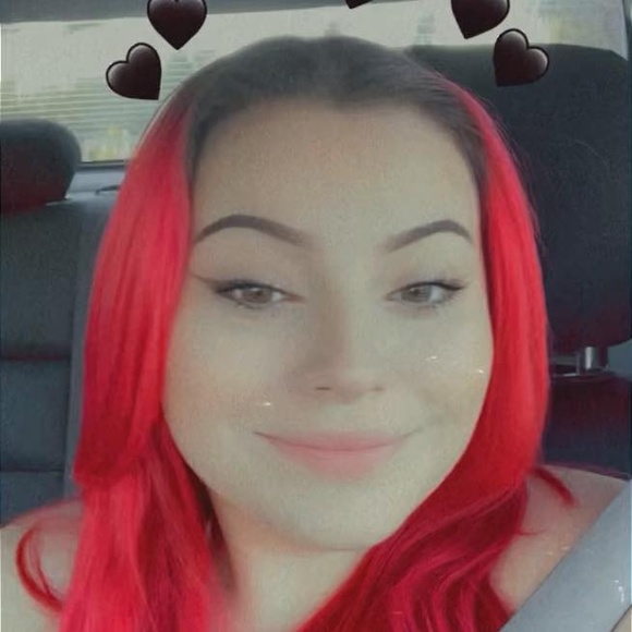 Janzin Ressegger - Poshmark Profile Picture of Janzin Ressegger (@janzinressegger) on Poshmark