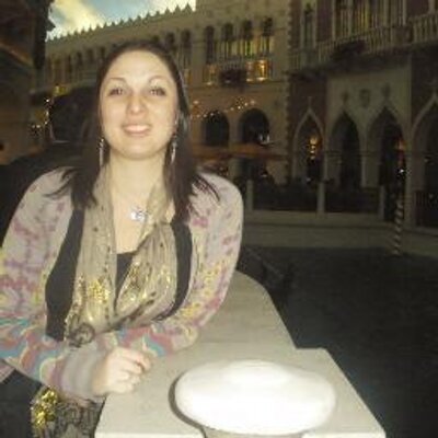 Profile Picture of Golda Criddle (@reluxi) on Twitter