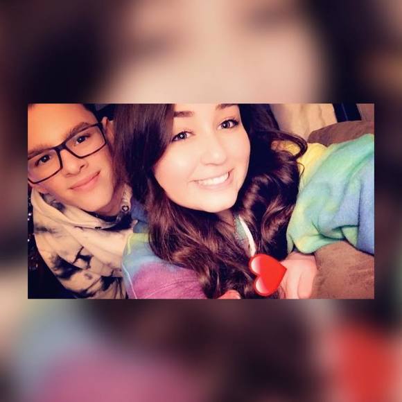Profile Picture of Andrew Vazquez (@andrewvazquez7) on Poshmark