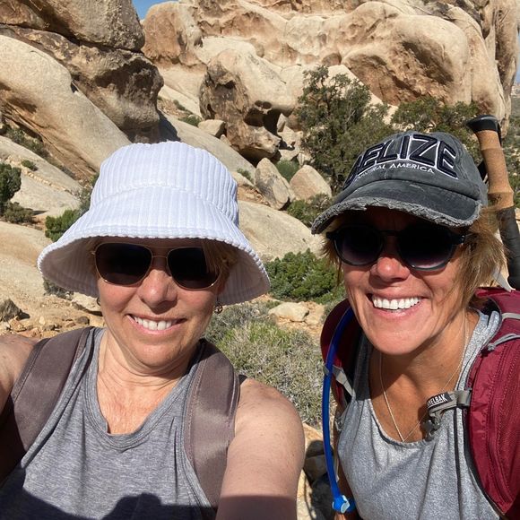 Profile Picture of Jeri James (@jerijames189) on Poshmark