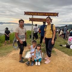 Profile Picture of aaron_albert3 (@aaron_albert3) on Tiktok