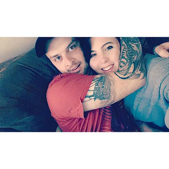 Profile Picture of Marrisa Bouchie (@marrisa_bouchie) on Poshmark