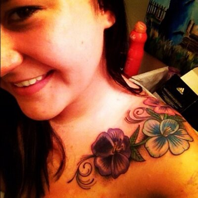 Profile Picture of Lindsay Potts (@lindsaypotts) on Twitter