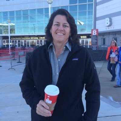 Profile Picture of Pam Rush (@need2win11) on Twitter