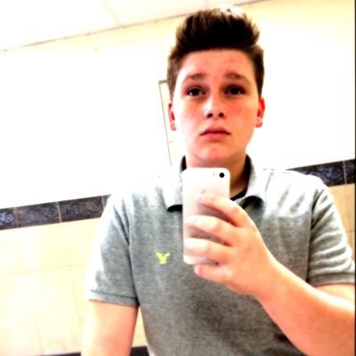 Profile Picture of Garrett Sheppard (@kiing_garrett82) on Twitter