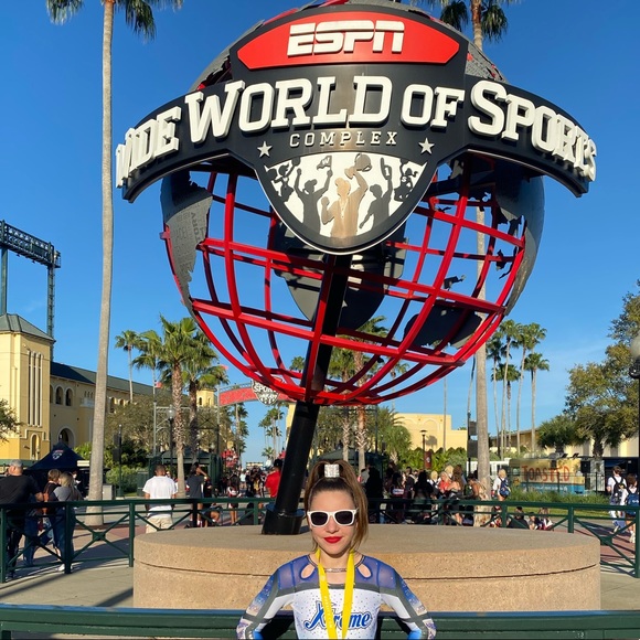 Profile Picture of Ali Denigris (@alidenigris) on Poshmark