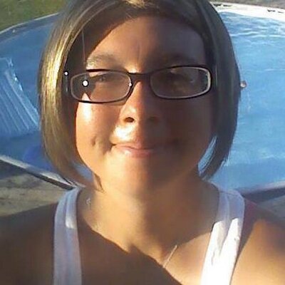 Profile Picture of Amanda Sue Mackey (@a_mackey1984) on Twitter