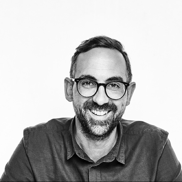 Profile Picture of Chris Robertson (@cr8584) on Poshmark