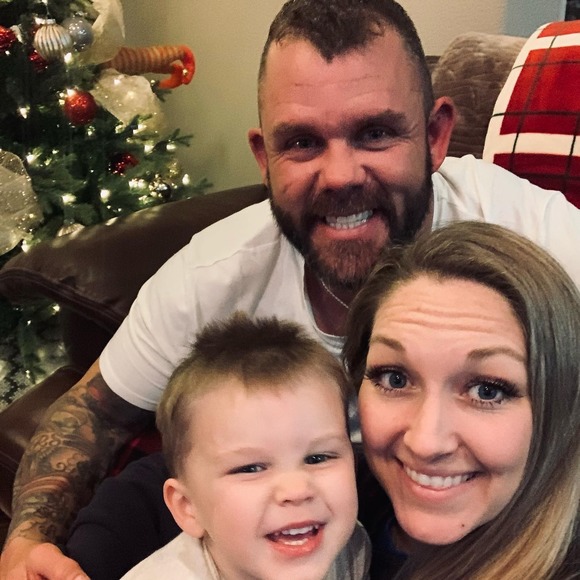 Rodney sarah Stanford - Poshmark Profile Picture of Rodney sarah Stanford (@stanfordmomma) on Poshmark