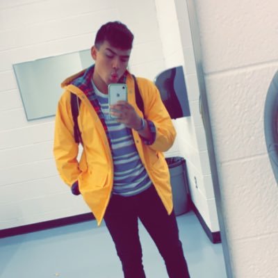 Profile Picture of Hector Lezama (@hecty42) on Twitter