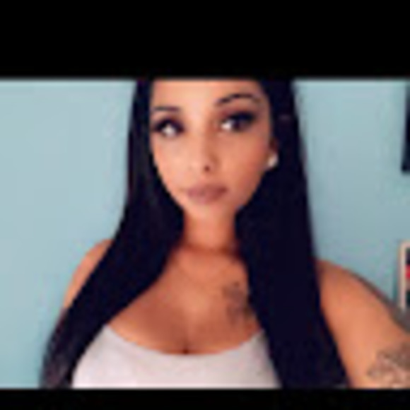 Chantel Frison - Poshmark Profile Picture of Chantel Frison (@frisonchantel) on Poshmark