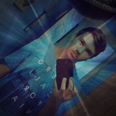 Profile Picture of MISTER HIBBARD  🎩 (@JasonVlogs2017) on Twitter