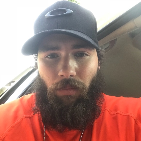 Profile Picture of Travis Jordan (@travis7jordan) on Poshmark