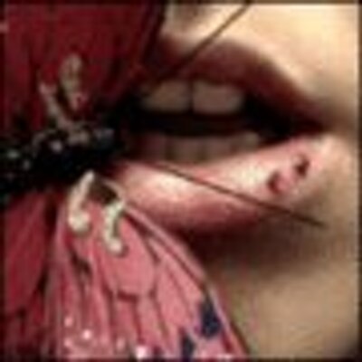 Profile Picture of Uma Subramaniam (@yougmena) on Twitter