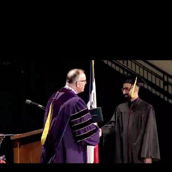 Profile Picture of Aziz Al (@aziz_al) on Poshmark