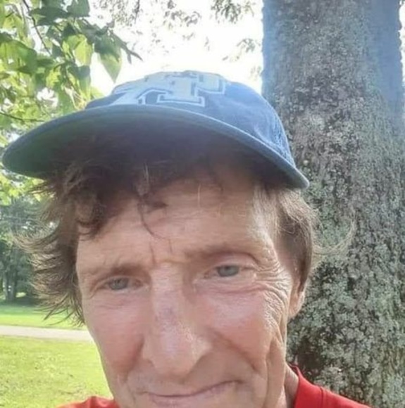 Profile Picture of Martin Chapman (@hmc1007) on Poshmark