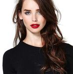 Profile Picture of Savannah Kim (@Savannah-Kim) on Facebook