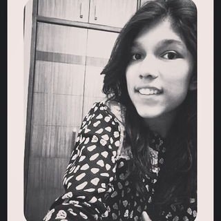 Profile Picture of Divya Garg (@divyagarg615) on Twitter