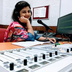 Profile Picture of Monika Chauhan (@rjMonikachauhan) on Twitter