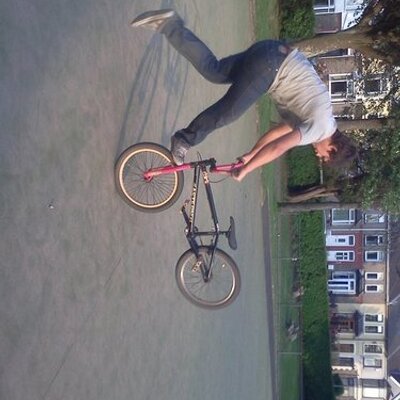 Profile Picture of Bradley Couch (@bradwhip) on Twitter