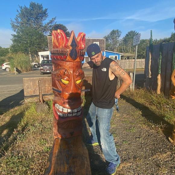 Profile Picture of Justin Weese (@jw425) on Poshmark