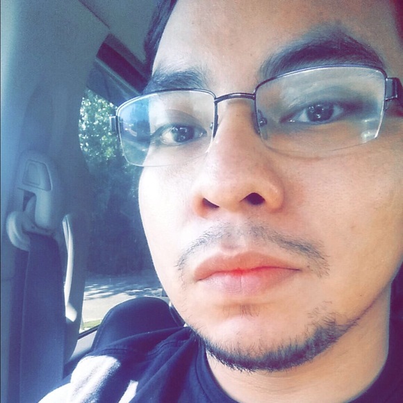 Profile Picture of Kyzer Williston (@kyzerw) on Poshmark