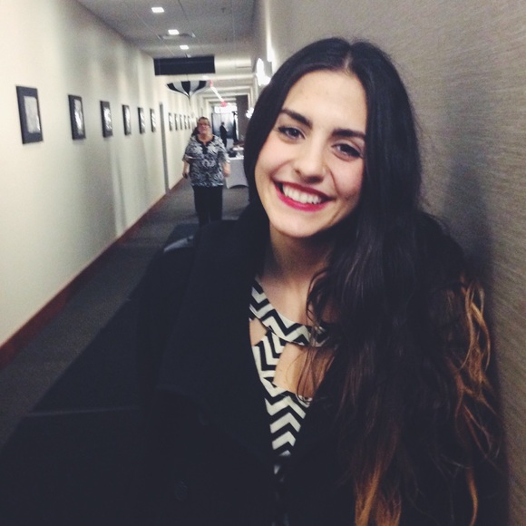 Kelsey Vlamis - Poshmark Profile Picture of Kelsey Vlamis (@kelseyvera) on Poshmark