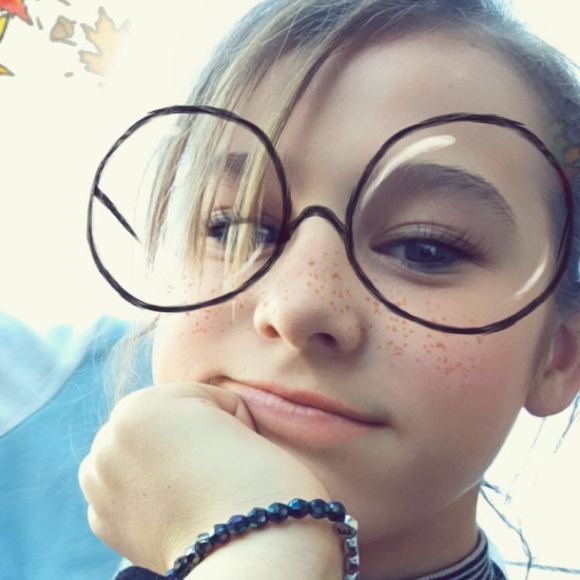 Profile Picture of Tayler Lovdahl (@tayer_lovdahl) on Poshmark