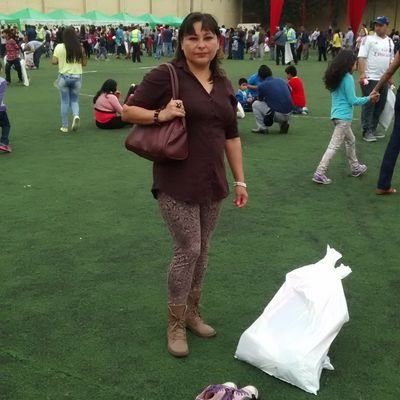 Profile Picture of Luz Haydee Pinedo (@pinedo_haydee) on Twitter