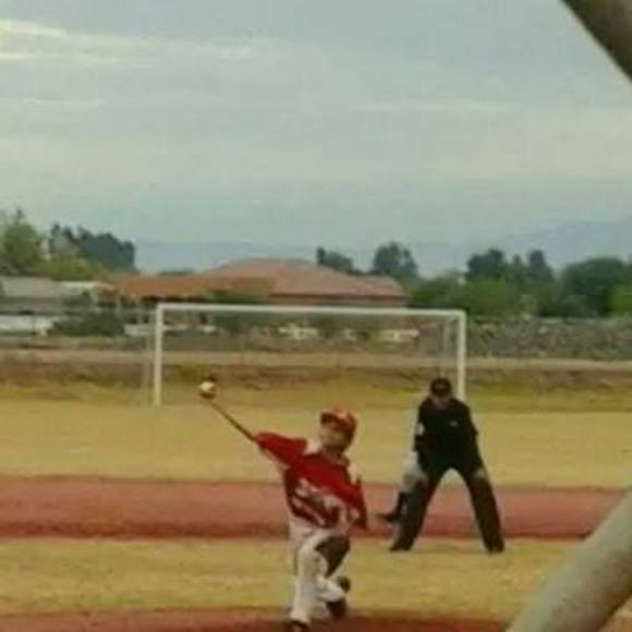 Profile Picture of Dylan Barrier (@dylanbarrier19) on Poshmark