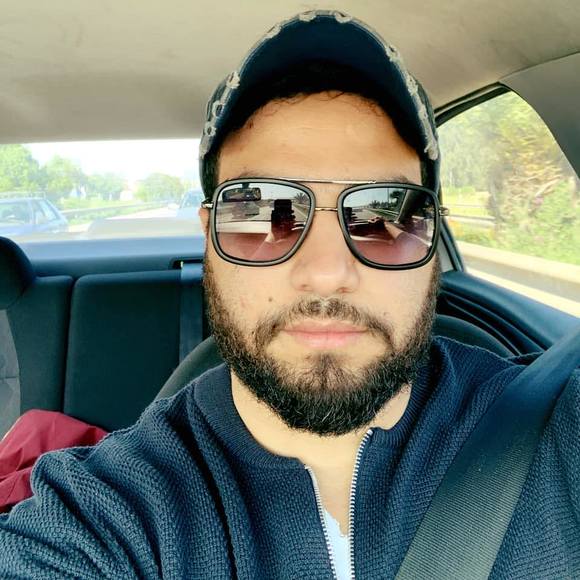 Profile Picture of Hatim Gama (@hatimgama) on Poshmark