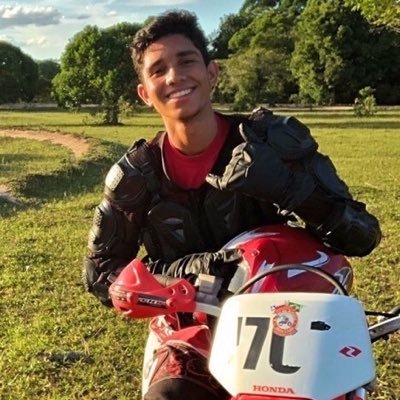 Profile Picture of Max August (@Max_4ugust) on Twitter