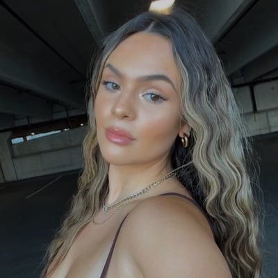 Profile Picture of alex crowell ✨ (@alexcrowell_) on Twitter