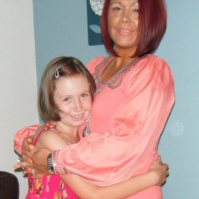 Profile Picture of Hayley Marie Munn (@hayleymariemunn) on Twitter