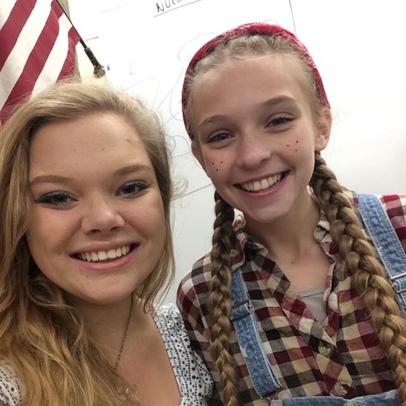 Profile Picture of Olivia Larusch (@livvielulu525) on Poshmark