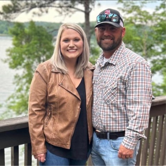 Chelesea Kiker - Poshmark Profile Picture of Chelesea Kiker (@cheleseakiker) on Poshmark