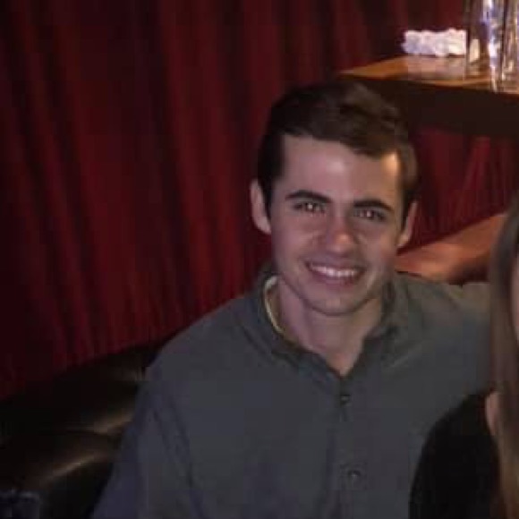 Profile Picture of John Ferruzzi (@fuzz333) on Poshmark