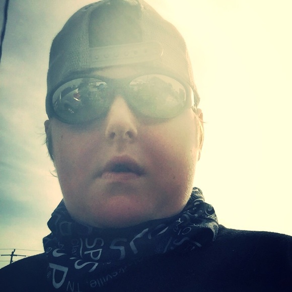 Profile Picture of Zach Colson (@bxr_offense) on Poshmark