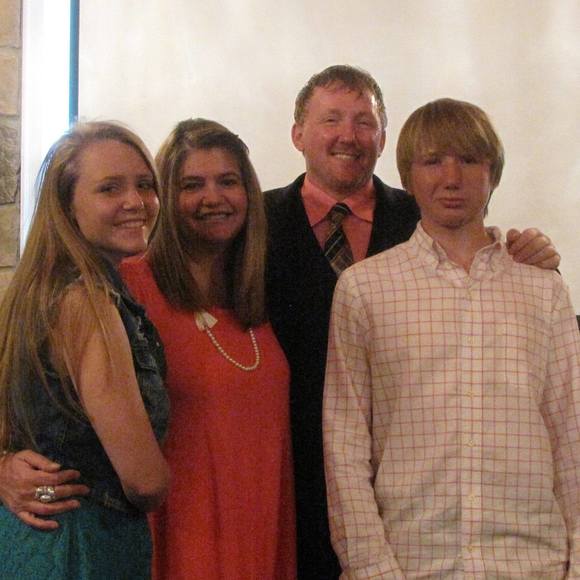 Profile Picture of Jeni Hughes (@jenihughes89) on Poshmark