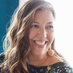 Profile Picture of Libby & Smee / Sue Erneta (@libbyandsmee) on Instagram