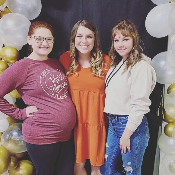 Profile Picture of Mikayla Neisen (@mikaylajoneisen) on Poshmark