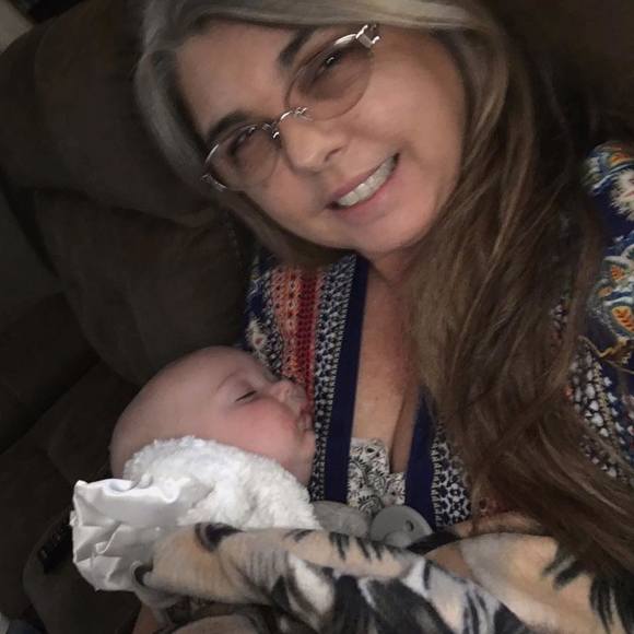 Profile Picture of Tammy Epperson (@lulu_1966) on Poshmark