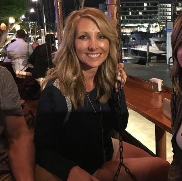 Profile Picture of Paula Stumphy-anderson (@paulaa2005) on Poshmark